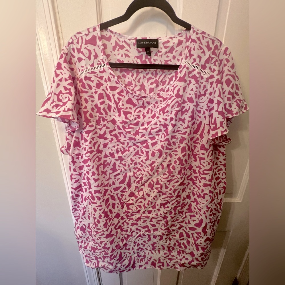 Lane Bryant short sleeve blouse - size 22